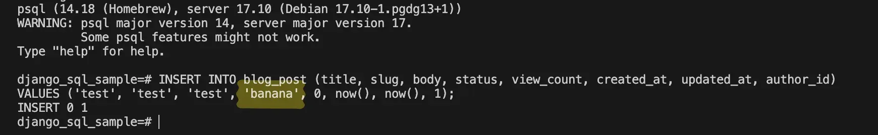 psqlでstatusにbananaを指定したINSERT文を実行し、INSERT 0 1と成功が返っている画面